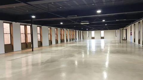 37 Bath Ave, Rosebank